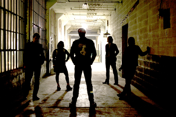 dirtbombs-silhouette-lores2.jpg
