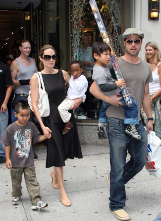 brangelina-takes-manhattan