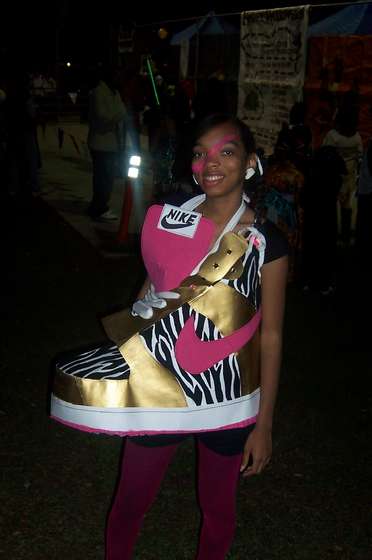 papernikecostume