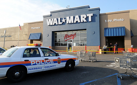 alg_walmart_police
