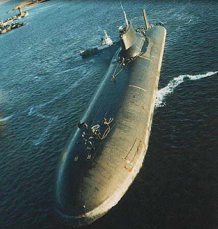 How-Does-the-World-039-s-Largest-Nuclear-Submarine-Work-2