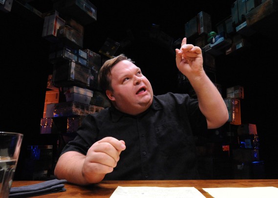 THE LAST CARGO CULT - Mike Daisey, credit-Stan Barouh 3568