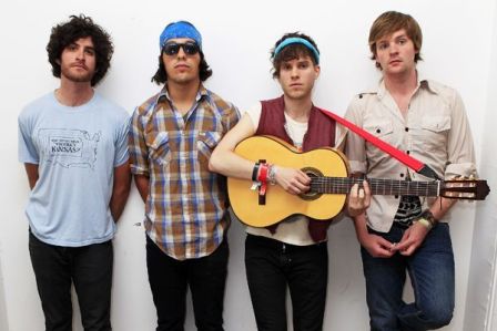 life_g_hockeyband01_600
